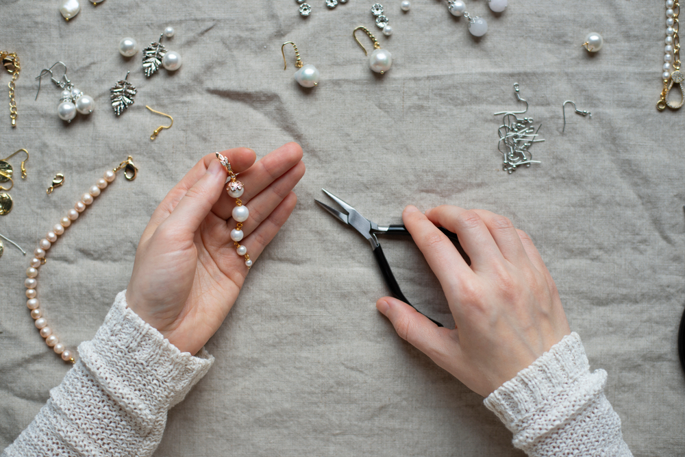 Jewelry Making is a Fun and Creative Activity for Grandma’s to do