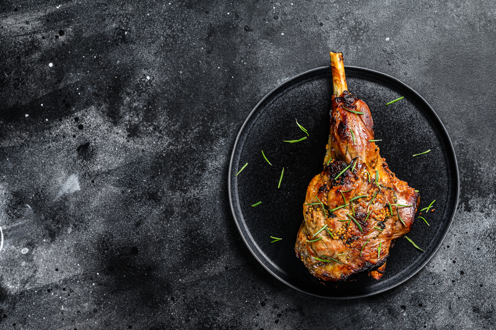 Succulent Sunday Sensation: Roast Leg of Lamb with Rosemary, Garlic, and Anchovies