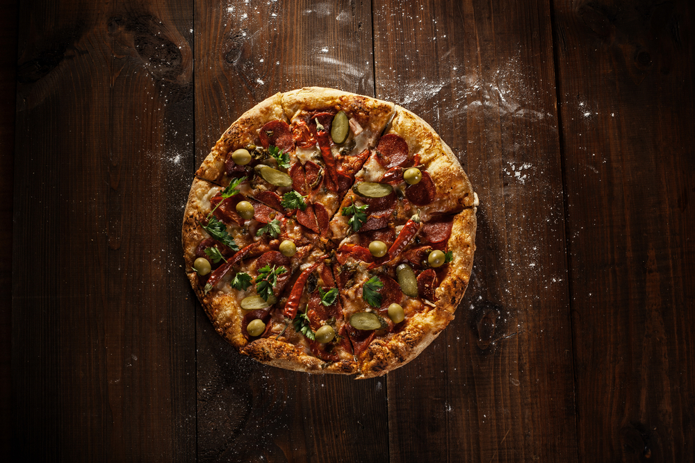 Master the Art of Homemade Pizza: A Flavorful Guide to Creating the Perfect Pie